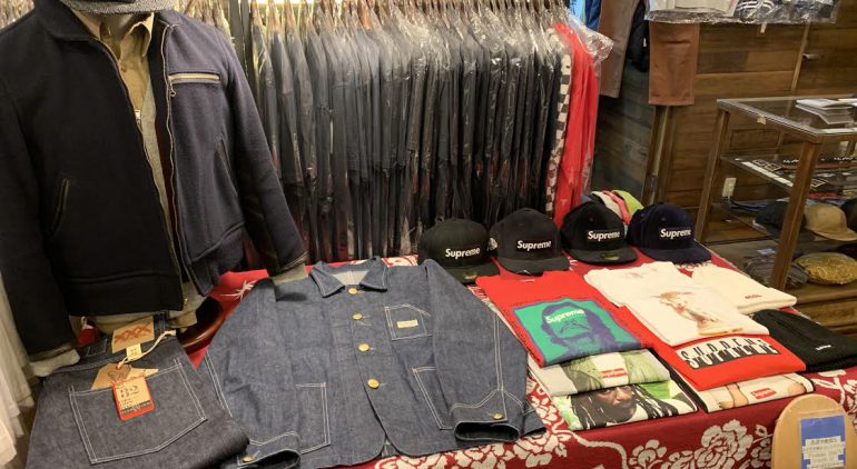 店内ディスプレイ替えました。